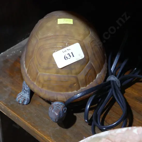 Turtle lamp