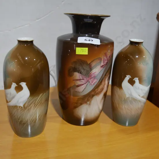 3 vases