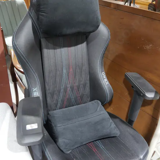 Gaming chair