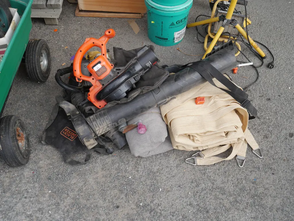 Black and Decker blower vac, hedge trimmer etc Image 1++