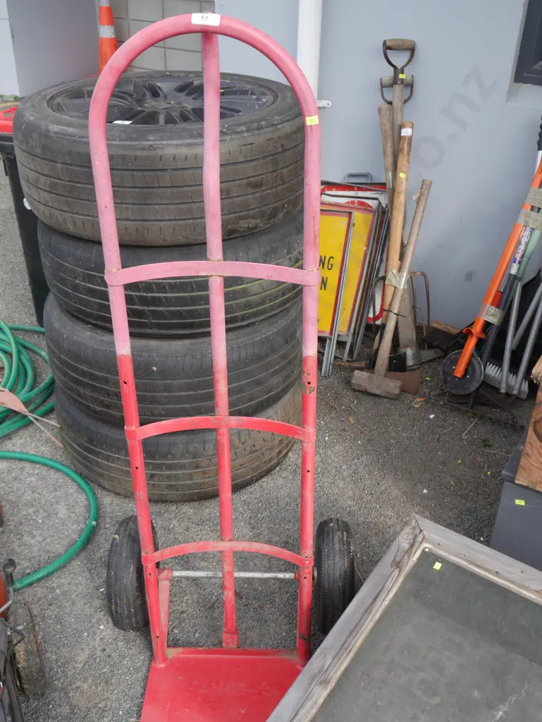 Sack barrow Image 1++