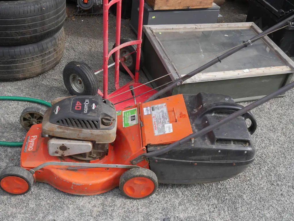 Flymo lawn mower Image 1++