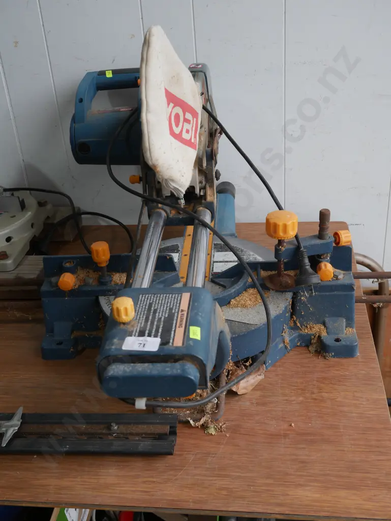 Ryobi compound saw Image 1++