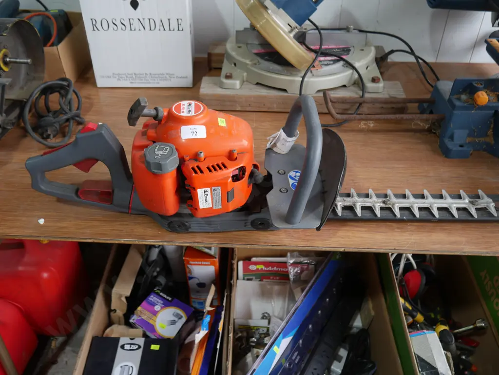 Oleo Mac petrol hedge trimmer Image 1++