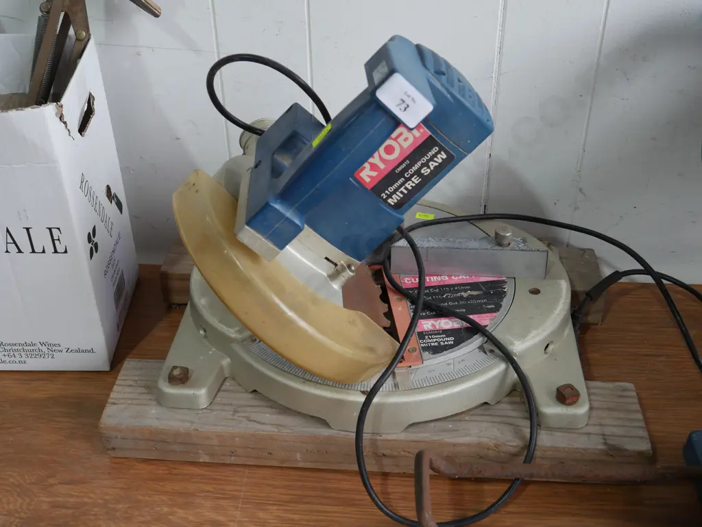 Ryobi compound saw Image 1++