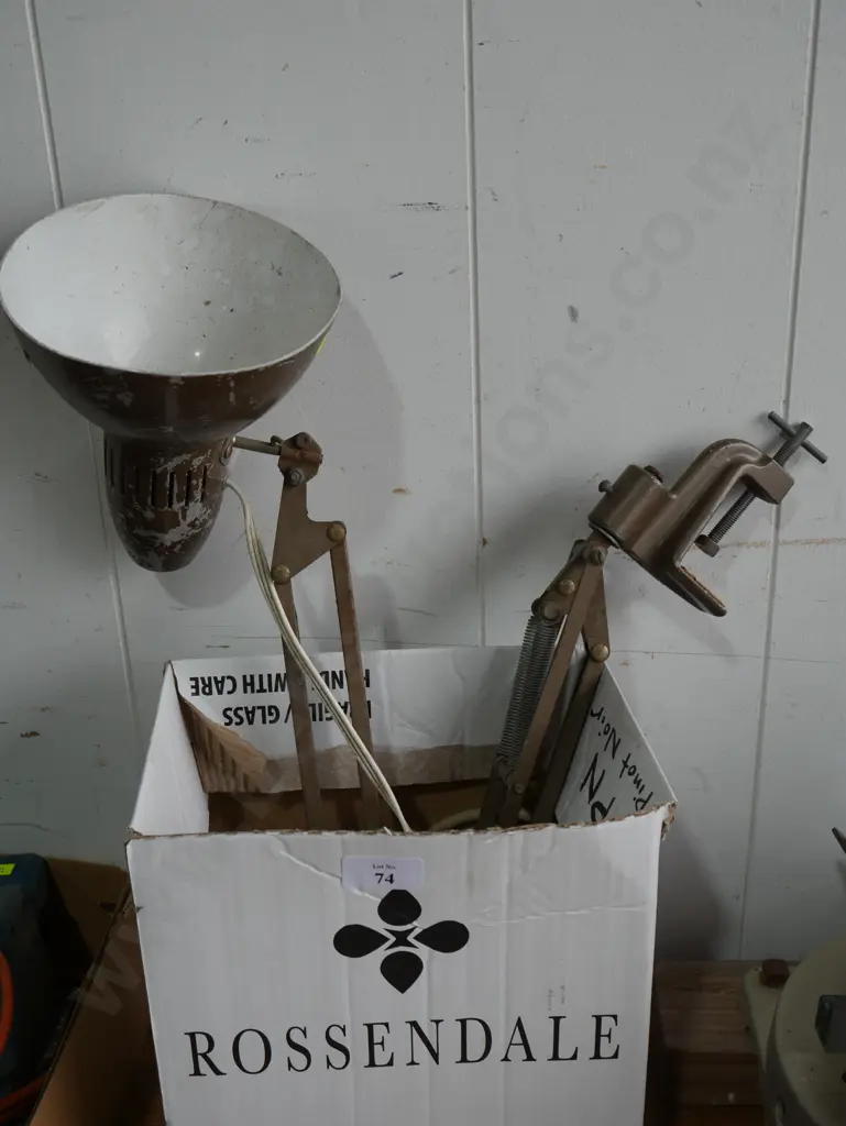 Angle poise lamp Image 1++