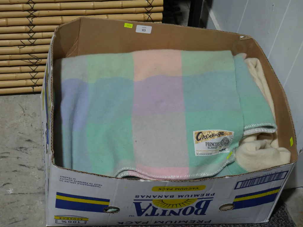 Woolen blankets Image 1++