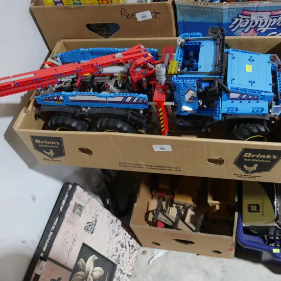 LEGO Technic all terrain tow truck