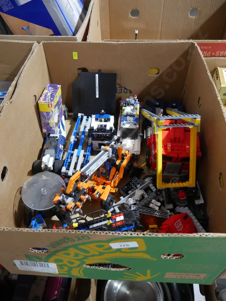 LEGO Optimus prime etc Image 1++