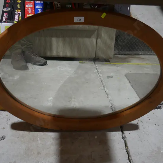 Oval mirror