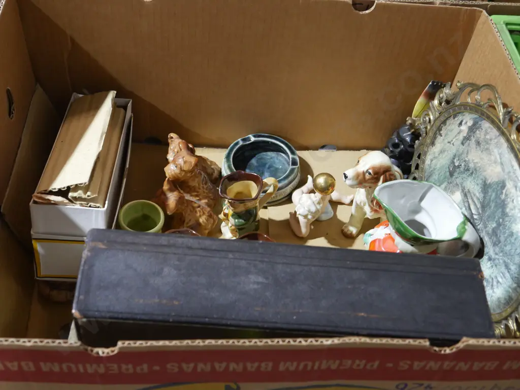 Ornaments, character jugs etc Image 1++