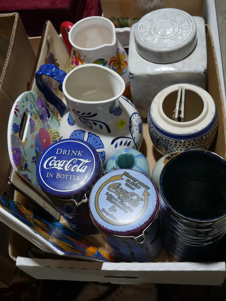 Jugs, tins, vases etc Image 1++