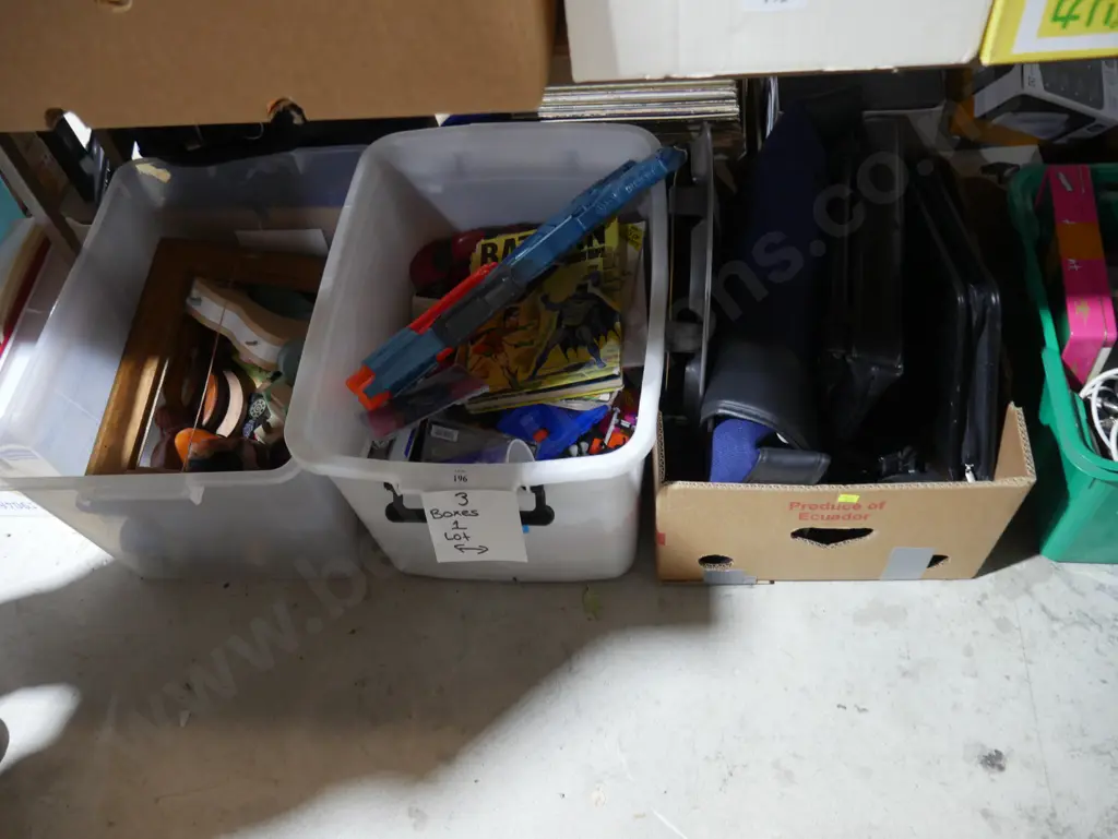 3 boxes woodware, toys, car seat covers etc Image 1++