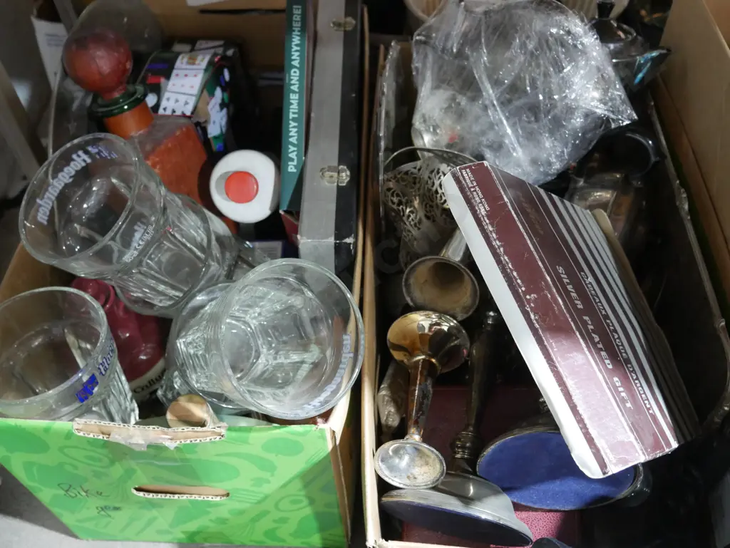 Three boxes of dolls, ep ware etc Image 1++