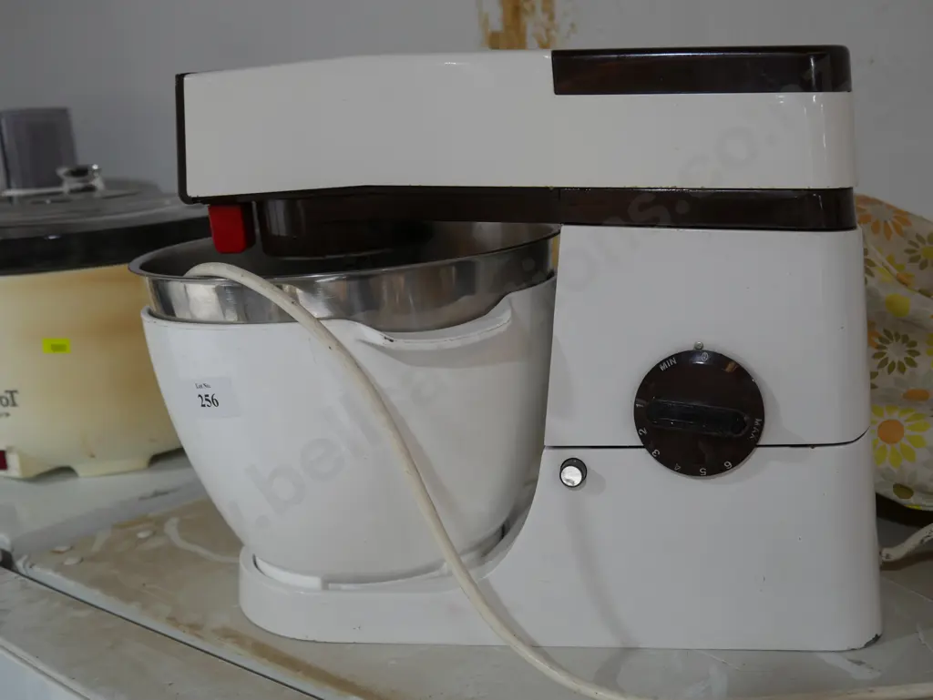 Kenwood mixer Image 1++