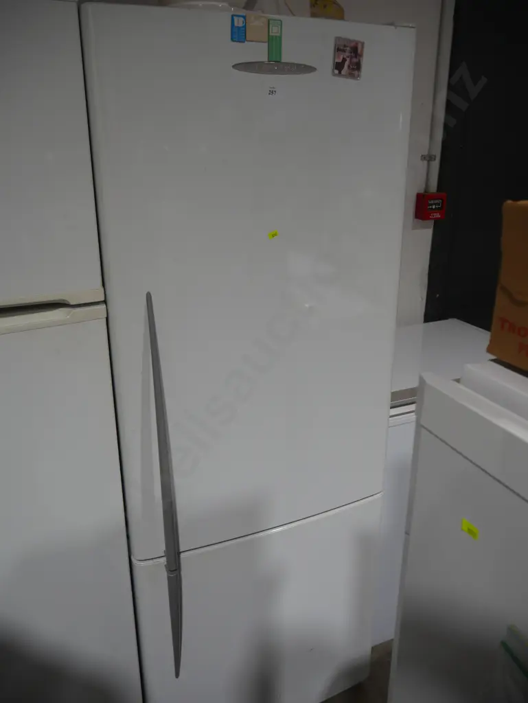 Fisher & Paykel fridge freezer Image 1++