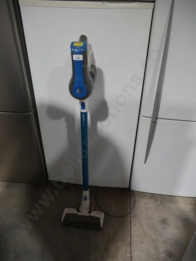 Hoover stick vacuum Image 1++