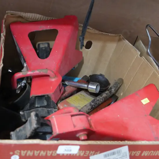 Axle stands and trolley jack