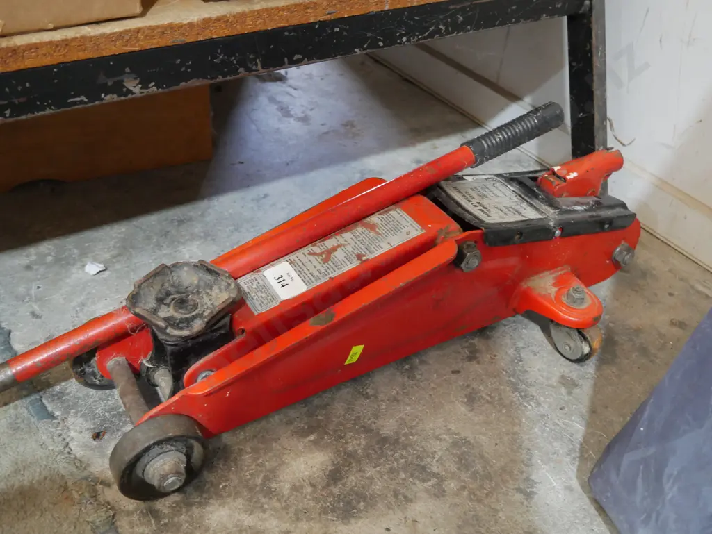 Trolley jack Image 1++