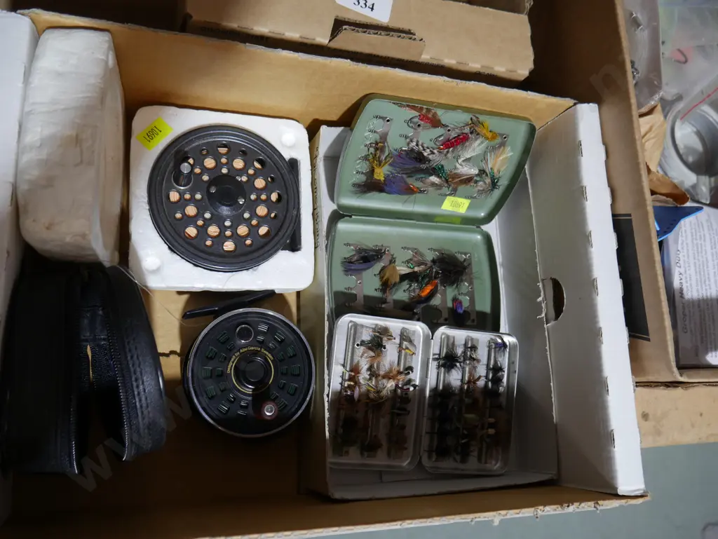 Fishing flies and reels Image 1++