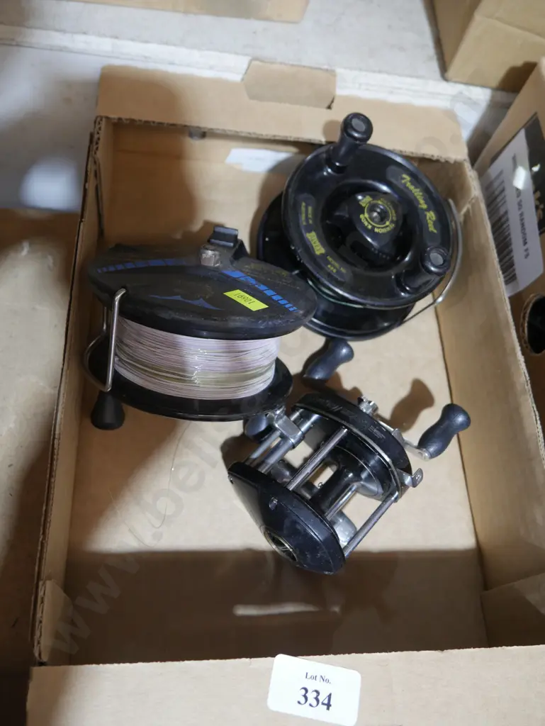 Three fishing reels Image 1++