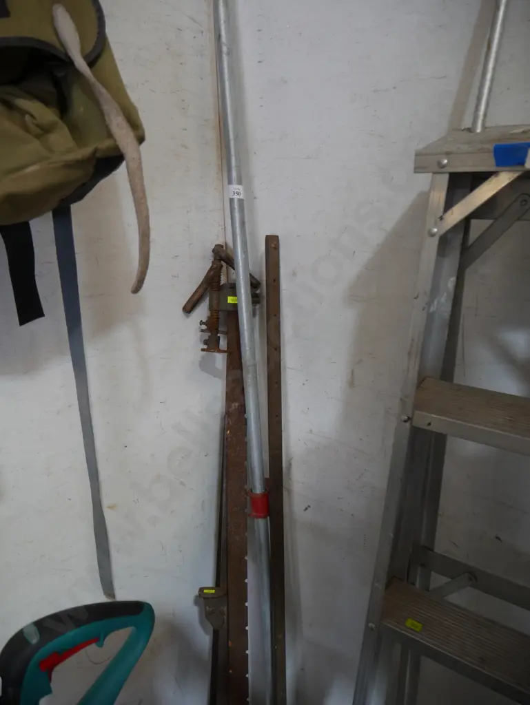 Sash clamps Image 1++