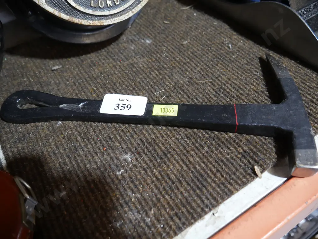 Metal Hammer Image 1++