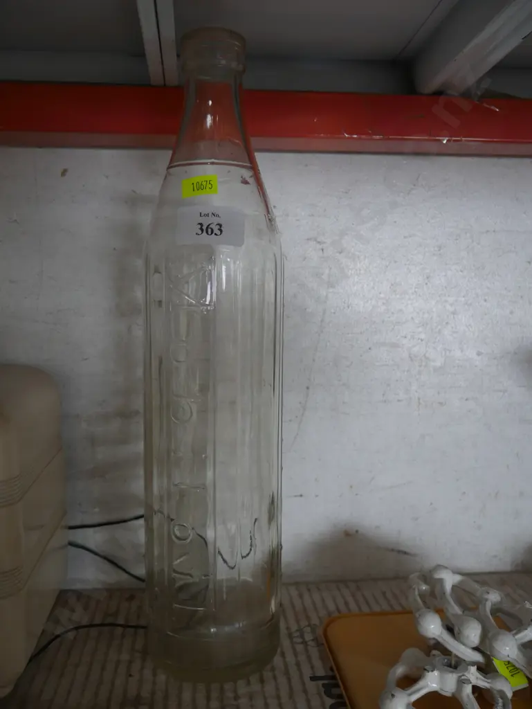 Mobile oil glass bottle Image 1++