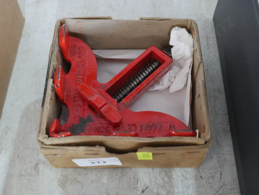 Marple and sons corner cramp Image 1++