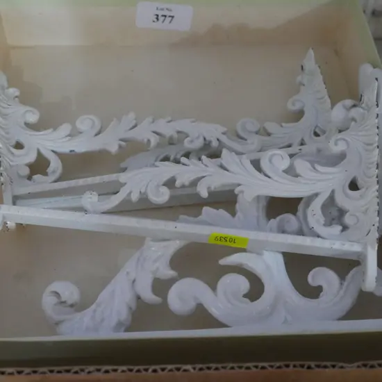Shelf brackets