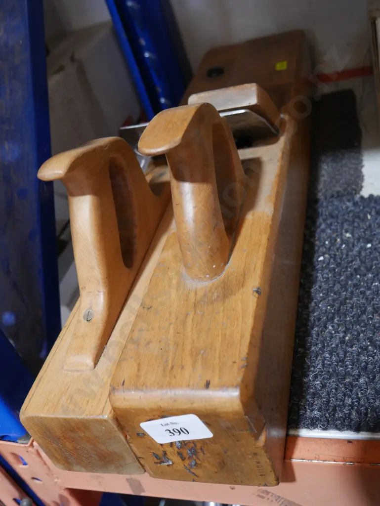 2 large wooden planes Image 1++