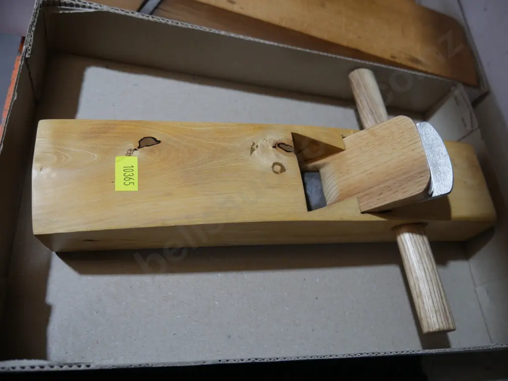 Wood plane Image 1++
