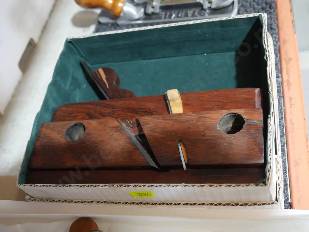 Fillister plane Image 1++