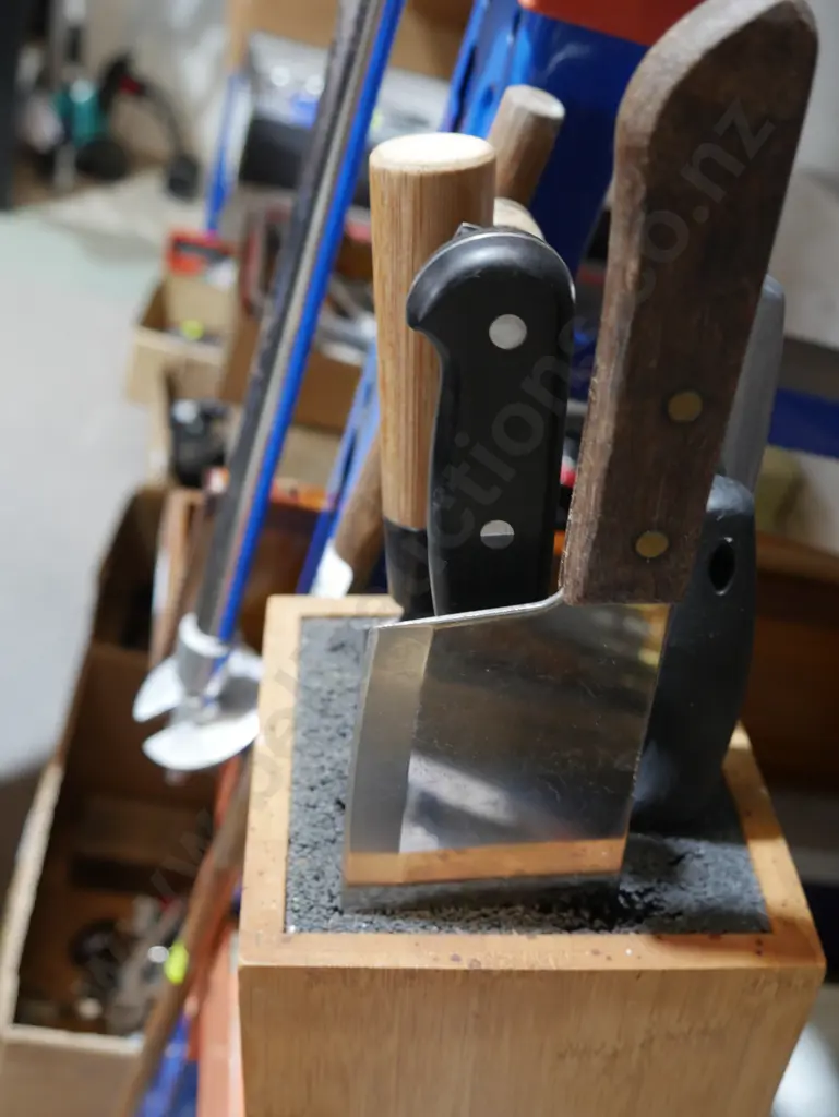 Knife block and knives Image 1++