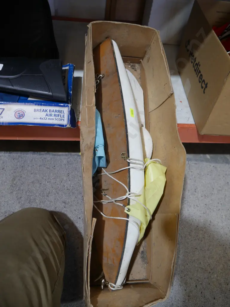 Model boat Image 1++