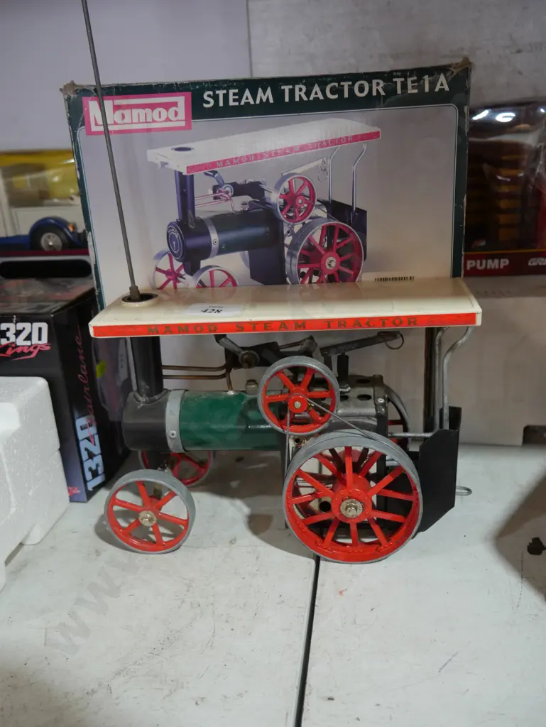 Mamod steam tractor Image 1++