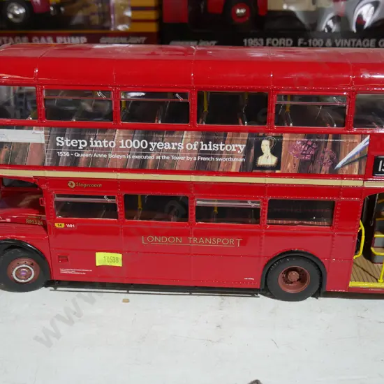 London transport double decker bus model