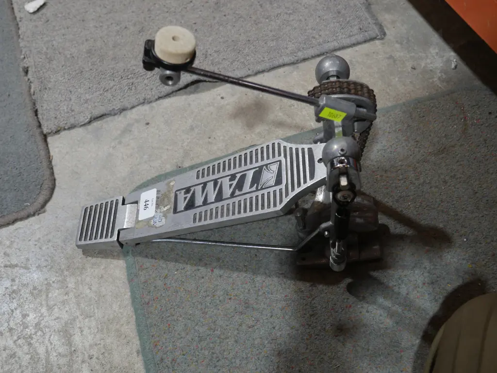 Drum pedal Image 1++