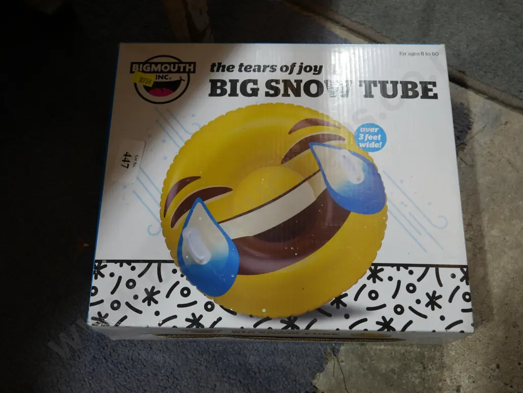 Big snow tube Image 1++