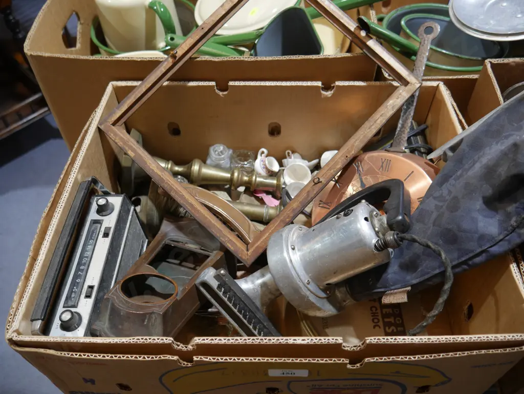 Vintage vacuum cleaner, clock etc Image 1++