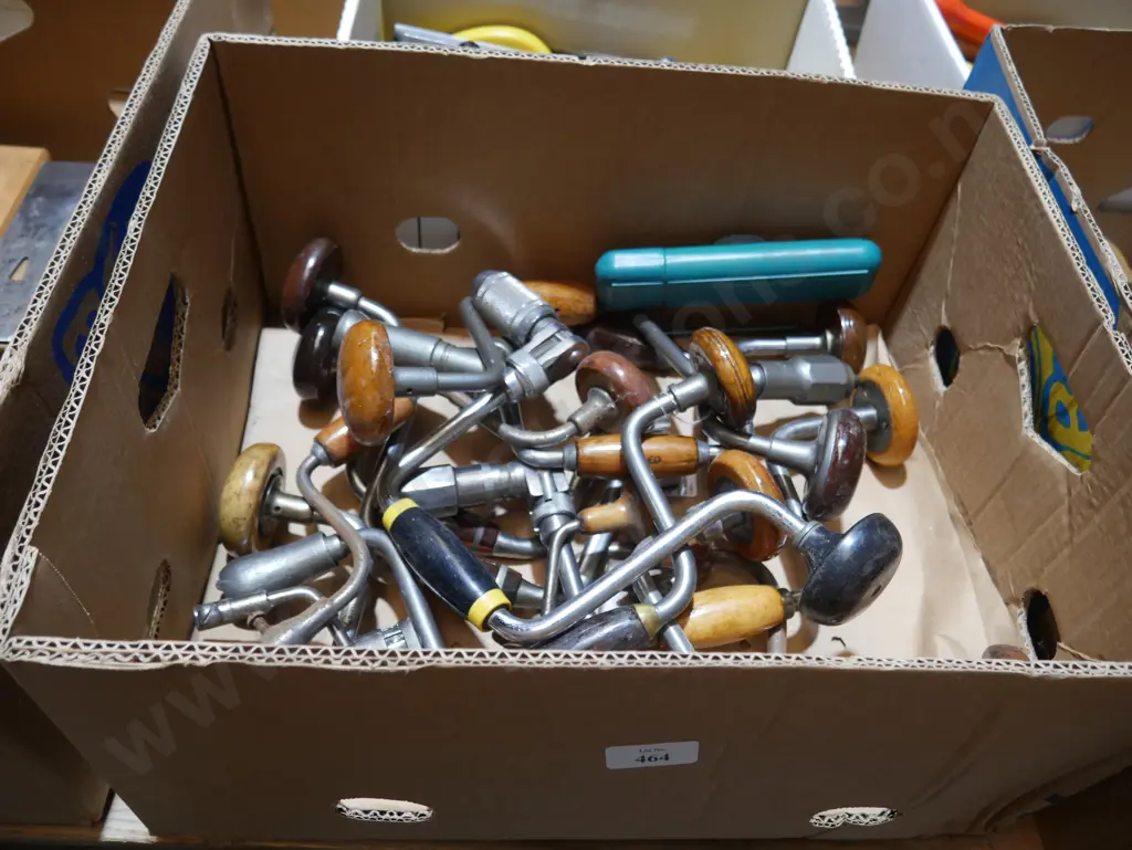 Assorted hand drills Image 1++