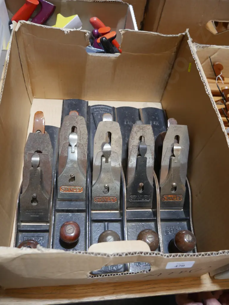 Assorted Stanley wood planes Image 1++
