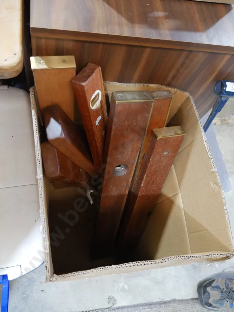 Vintage levels Image 1++