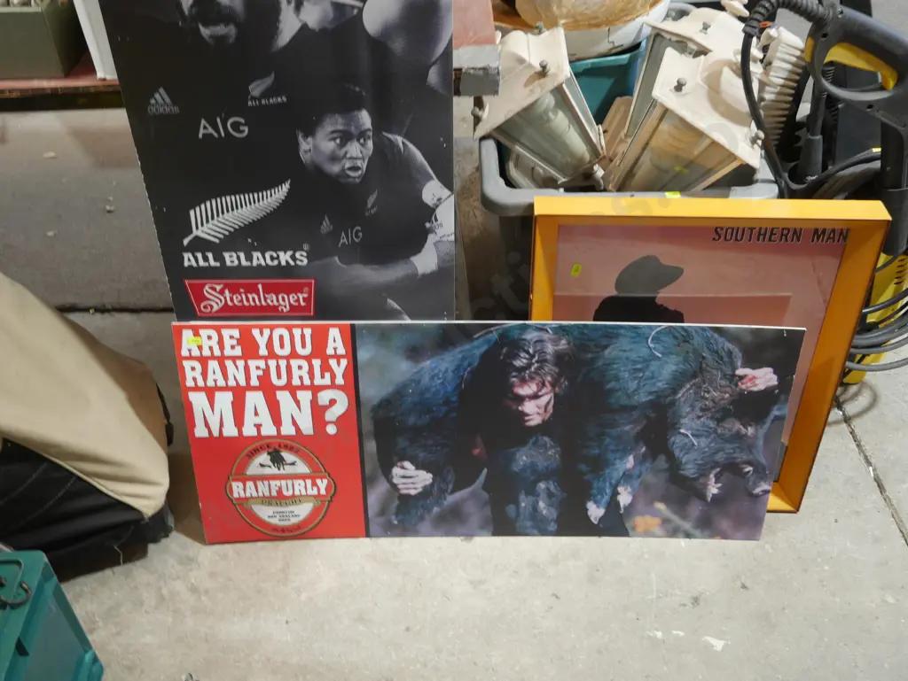 Alcohol advertising signs Image 1++