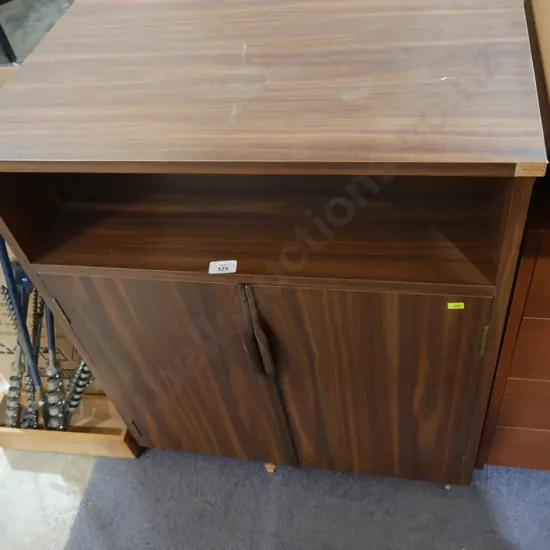 Stereo cabinet