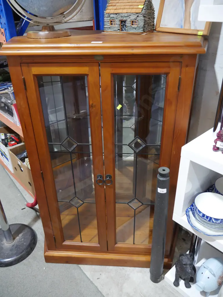 Corner display cabinet Image 1++