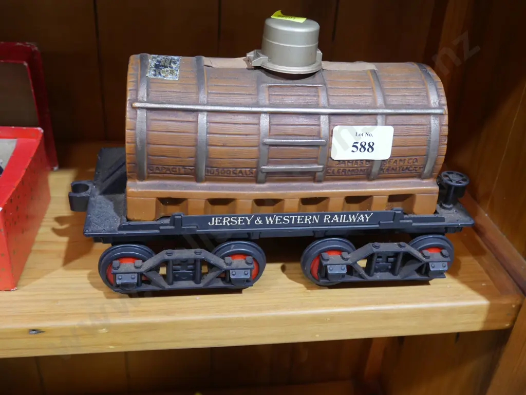 Jim Beam jersey and western railway decanter (full) Image 1++
