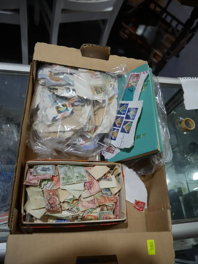 Loose stamps Image 1++