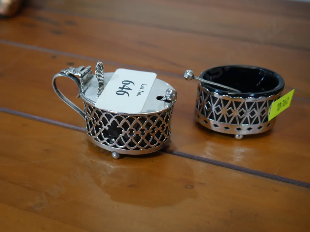 Sterling silver glass lined condiment dishes Image 1++