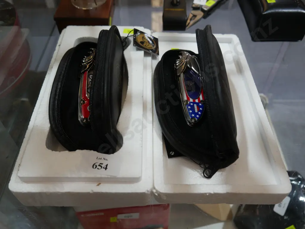 2 Harley Davidson pocket knives Image 1++